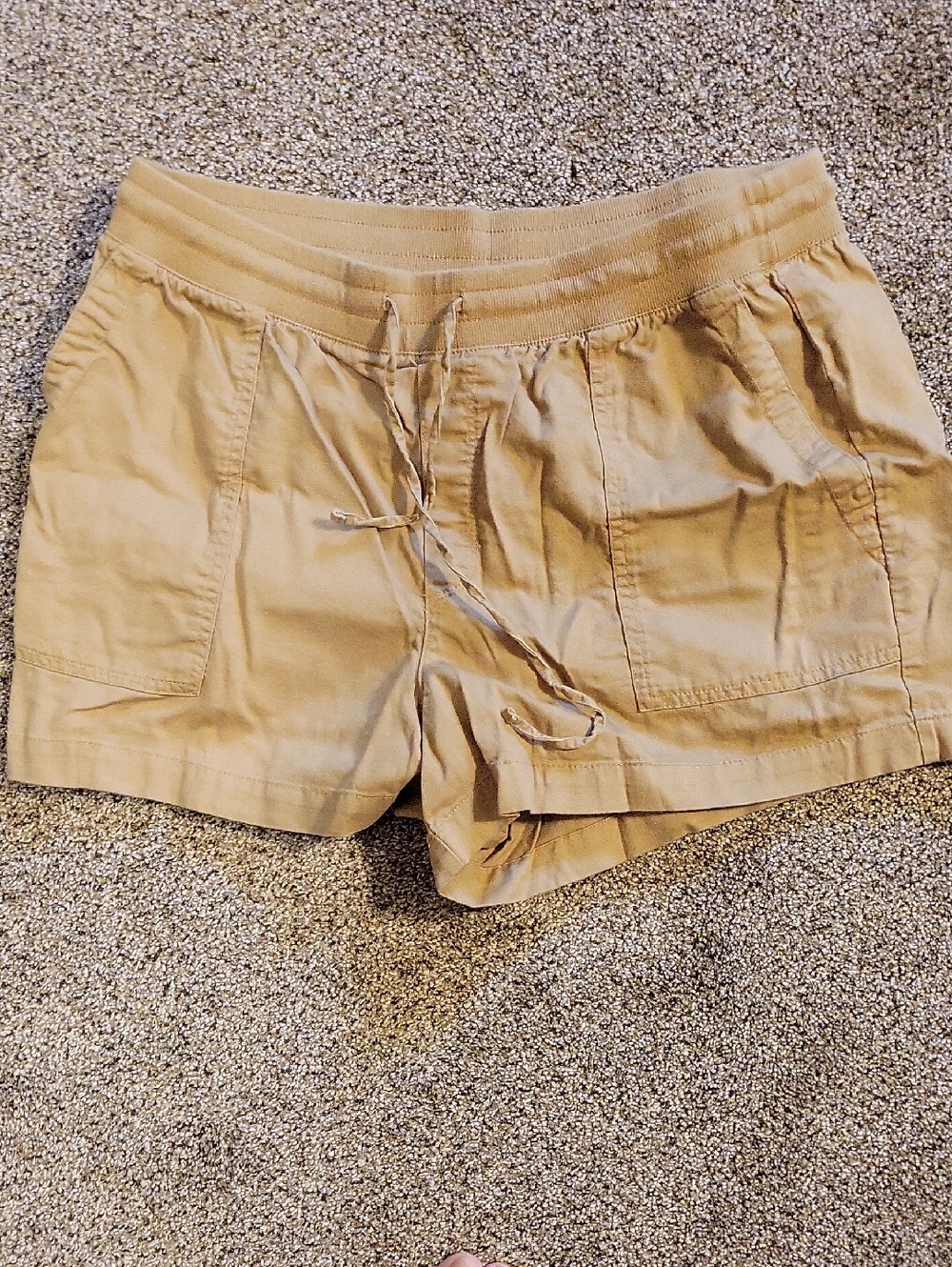 GAP Women's High-Waist Drawstring Shorts in Tan